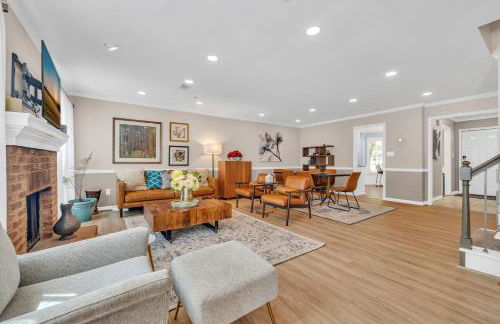 Lavish Abode! Newly Renovated and Decorated! - Foto 1