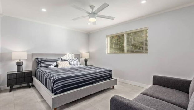 8737 E Sage Dr - Photo 2, Chambre