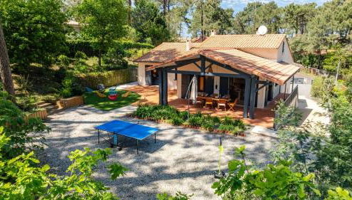 Luxury 6BR Villa with Heated Pool, Playground, Garden - Foto 3