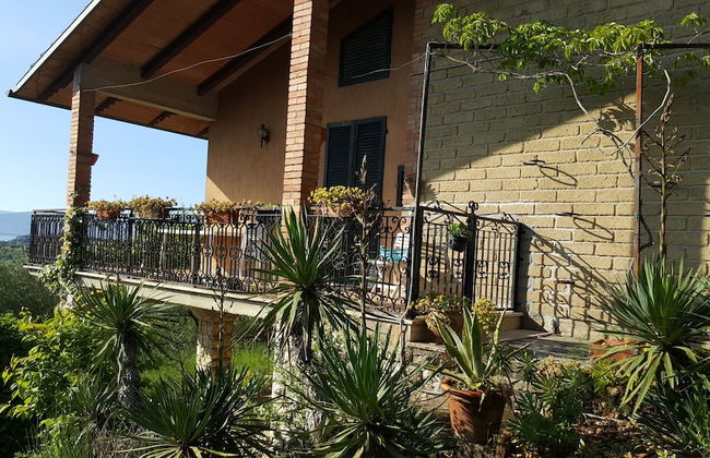 A Terrace on Lake Trasimeno - Foto 9