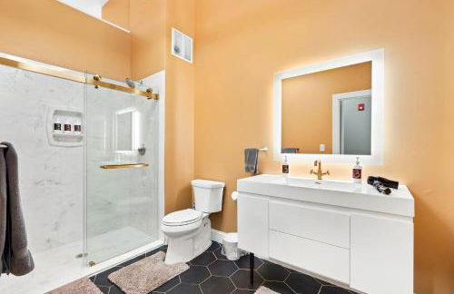 KING Sleep10 5Bed 4BR 2BA Swepson ICON - Foto 55