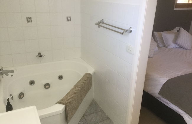 Batemans Bay Central Accommodation - Photo 10