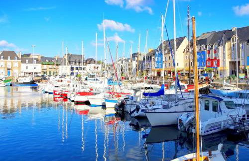 Cottage in Plougasnou Near Stunning Beaches - Photo 46