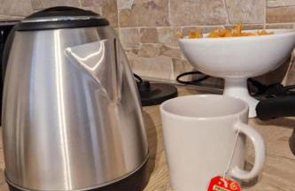 San Miniato 2-Bed Villa Sleeps 6 with Parking - Foto 16