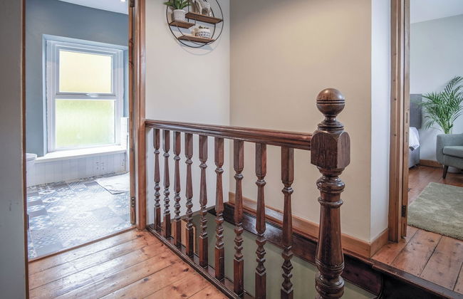 Hill House - 4 Bedroom - Llanrhidian - Photo 59