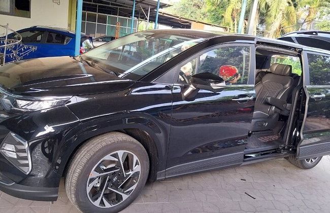 Private Car Rental in Ho Chi Minh City - Photo 4