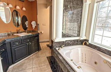 Crystal Palm Lakefront Luxury Home 6 Bed and 5 Bath - Foto 27