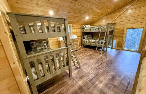 31R Brand new log home on quiet side street in Bethlehem, close to Main Street! 20 min to skiing - Foto 72