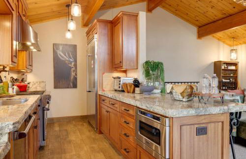 Hot Tub and Scenic Views Luxury Twain Harte Cabin! - Photo 8