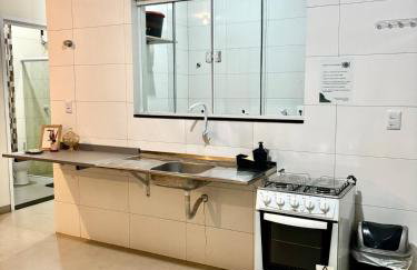 Conforto e ótima localização- 6 hóspedes - Foto 19