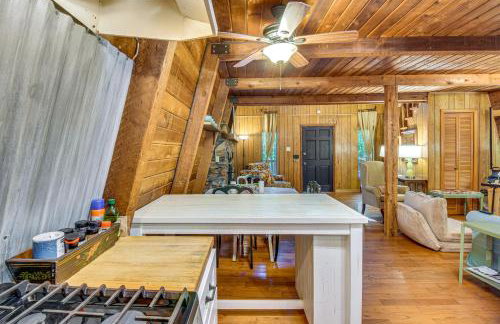 Pet-Friendly Lavonia Cabin, Walk to Lake Hartwell! - Foto 9