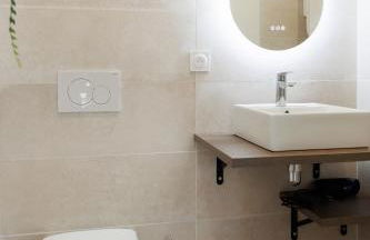 Appart'hôtel Le Corot - Accès Autonome - Saint-Junien Centre - Foto 67