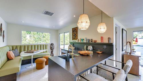 2 Mi to Downtown: Luxe Palm Springs Home! - Photo 3