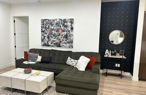 Emerald City in Downtown Eagle - Photo 4