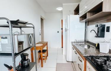 Apto em condomínio, vista lagoa - Foto 8