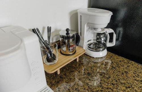 Centrally Located 2BR Overton Square Unit 2 Fast WiFi Free Parking Yes Pets - Foto 22