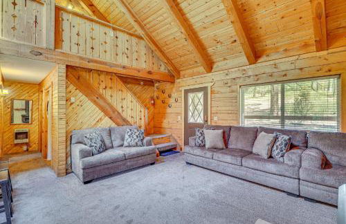 Alpine Cabin with Deck 3 Mi to Luna Lake! - Foto 5