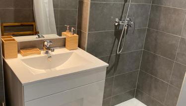 Location de la Carraire - Foto 3