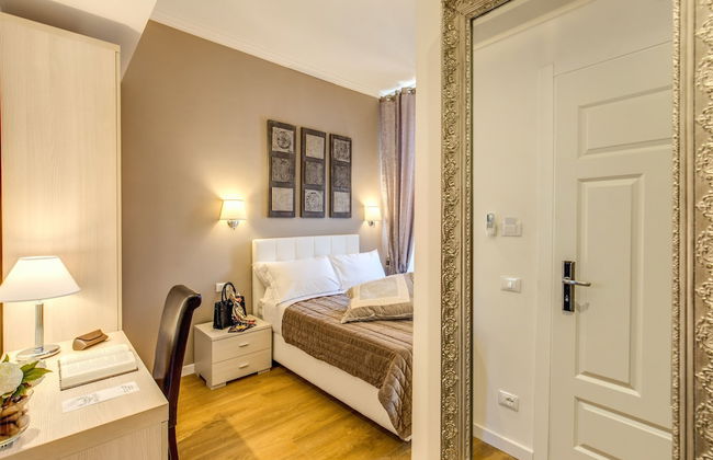 The Bridge Suites - Photo 3