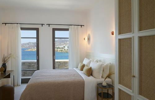 Bonzoe Suites & Villas - Photo 77