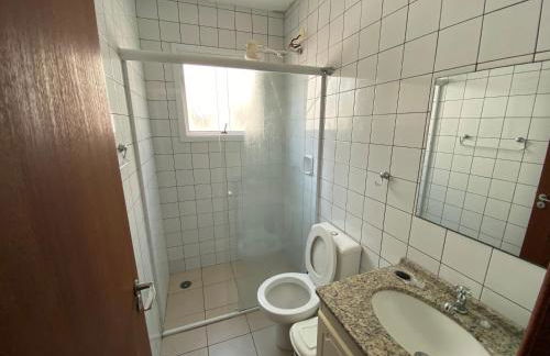 AP COM PISCINA, CHURRASQUEIRAS, AR CONDICIONADO, até 08 adultos - Foto 13