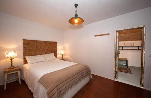 Cá Ficamos - T1 Hortacasa Portugal - Foto 13