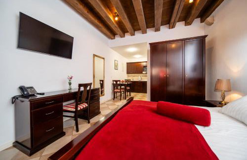 SUNce Palace Apartments with free offsite parking - Foto 4