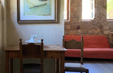 Kyparissi Guest House - Photo 1