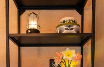 Luxury Glamping Cabin with Outdoor Bath on Cornish Meadow - Photo 29