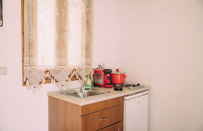 Trikalioti\'s Lush Green Estate Apartments - Photo 15