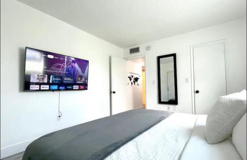 Miami International Airport 2 - Photo 48