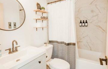 New Cabin Pet Friendly With A Game Room And King Beds - Foto 30