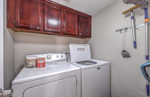 Vegas Heated Pool - Spa Oasis, 15 Min to Strip - Foto 33