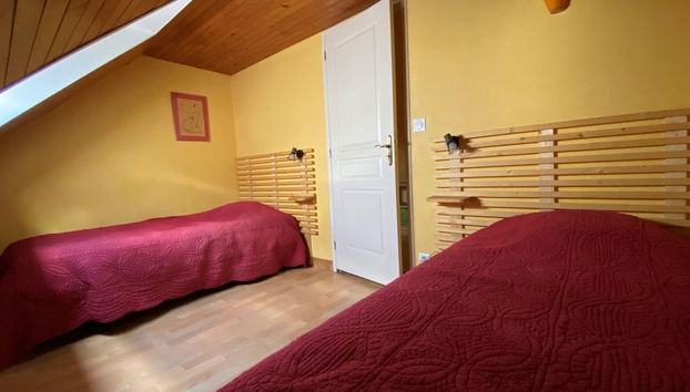 Holiday Home in Plogonnec Near Sandy Beaches - Foto 2, Habitación