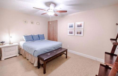 Rockaway oceanview condo,Steps to the beach & Downtown,W&D, WiFi - Foto 22