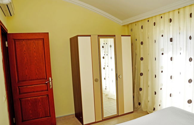 Sultan Homes Apartments - Photo 3