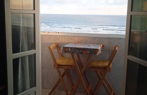 Apto Frete mar vista panorâmica Praia - Foto 15