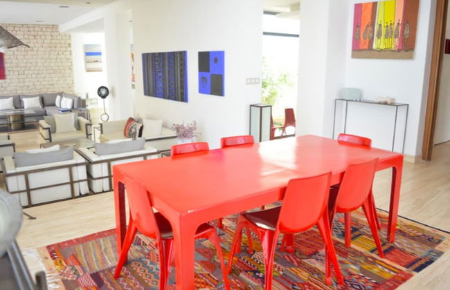 Magnificent 4 Bedroom Villa With Swimming Pool - Foto 9