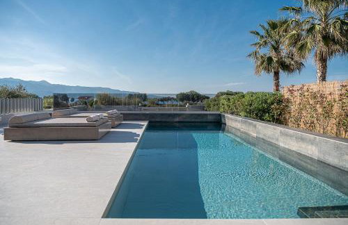 Fivi Villa, with Heated Pool & SeaViews, By ThinkVilla - Photo 1