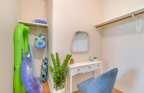 half Mi to Galveston Beach Home with Private Pool - Foto 16