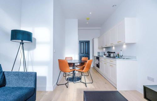 Stylish 1-Bedroom Getaway in Sale - Photo 12