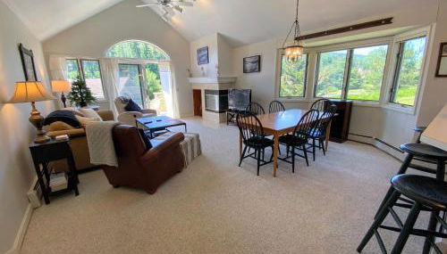 F14 Bretton Woods Condo along golf course short walk from Omni Mount Washington Hotel - Foto 5, Other