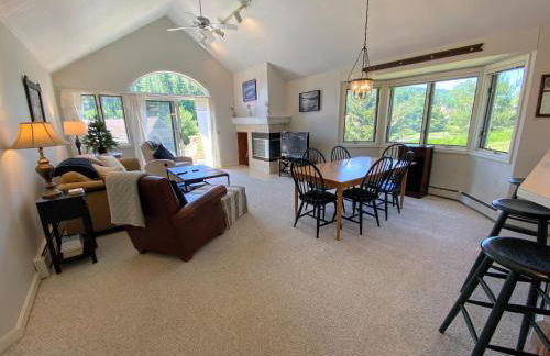 F14 Bretton Woods Condo along golf course short walk from Omni Mount Washington Hotel - Foto 5