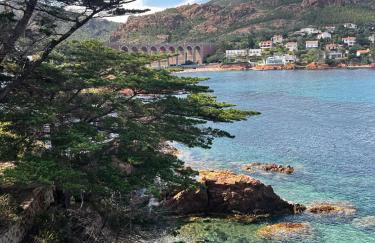 Bohème Beach Villa with seaview & private garden, Antheor - Foto 24