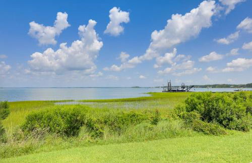 Waterfront Vacation Rental Home on Newport River! - Foto 22