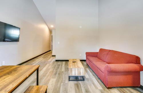 WFH-Friendly Studio Near Lighthouse Beach! - Foto 4