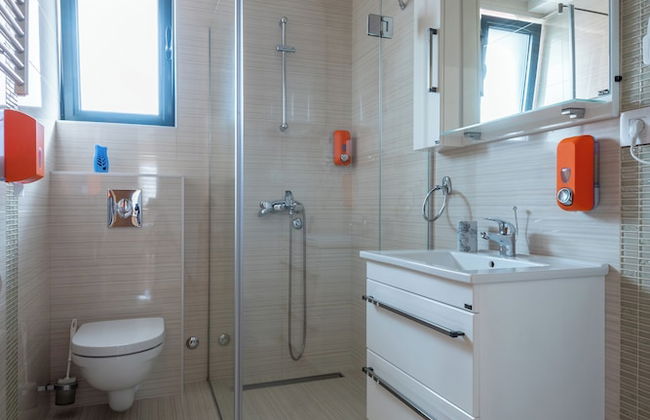 Konaciste Egoiste - Centar - Photo 29