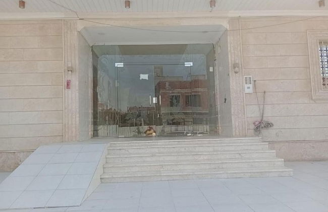 نجمة الحمدانية - Foto 1