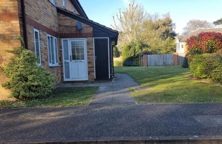 Boxford Lodge - Serviced Apartment in Bracknell, near Ascot & Windsor, Free Parking - Foto 17