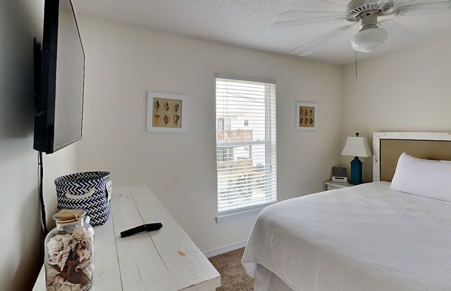 Gulf Island by SVR - Photo 6